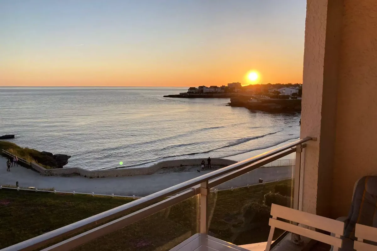 3 Pièces 6 Personnes