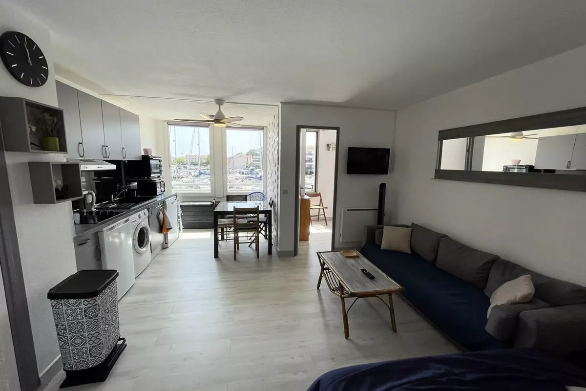 2 Pièces 6 Personnes