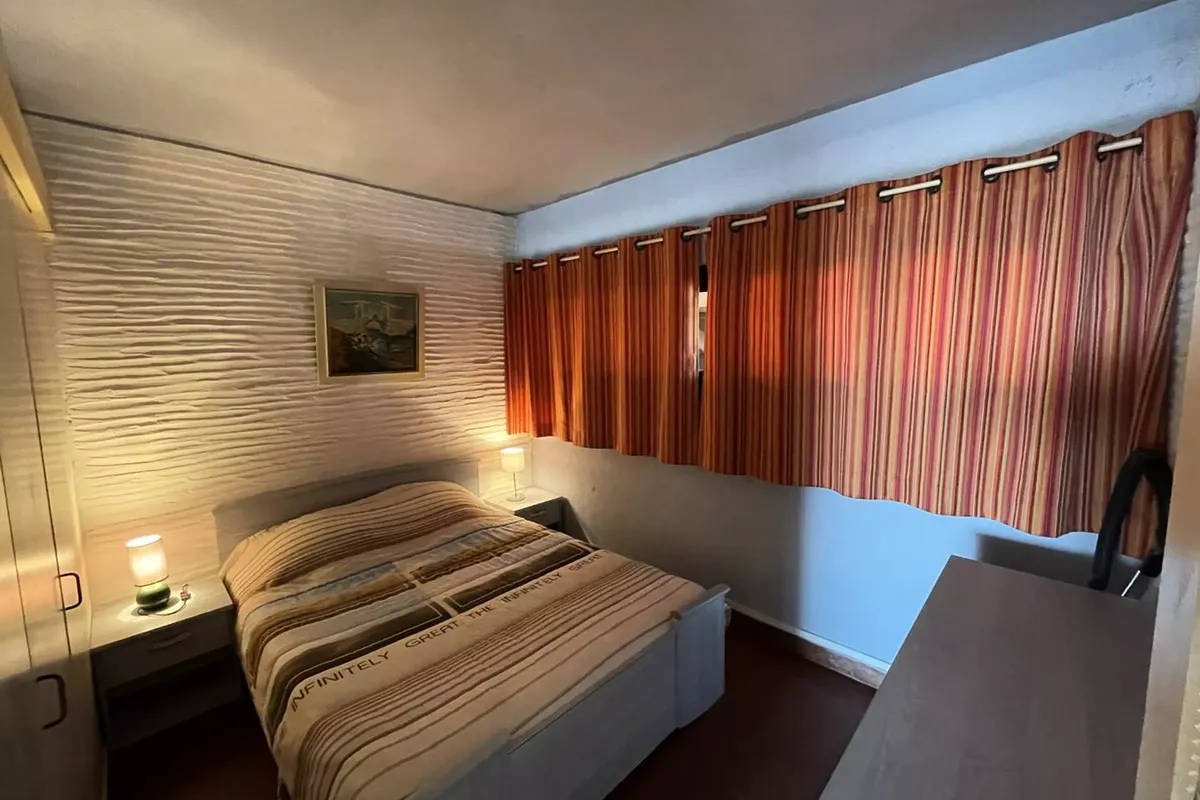 2 Pièces 5 Personnes