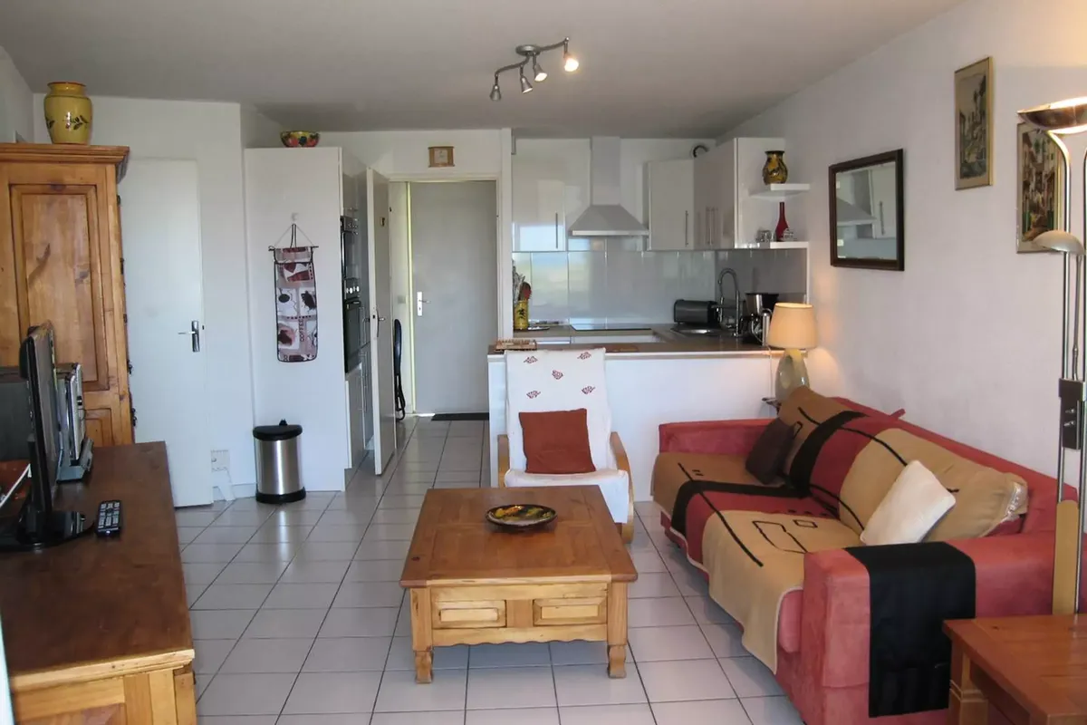 3 Pièces 6 Personnes