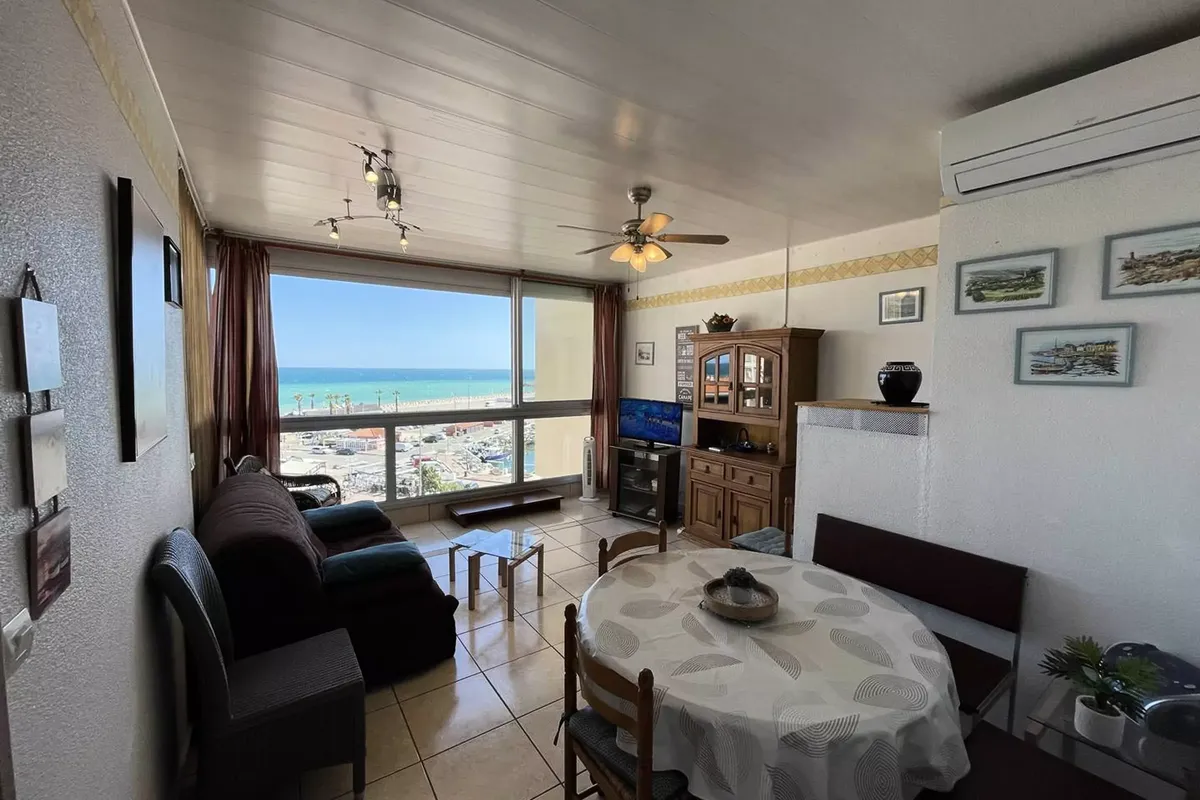 2 Pièces 6 Personnes