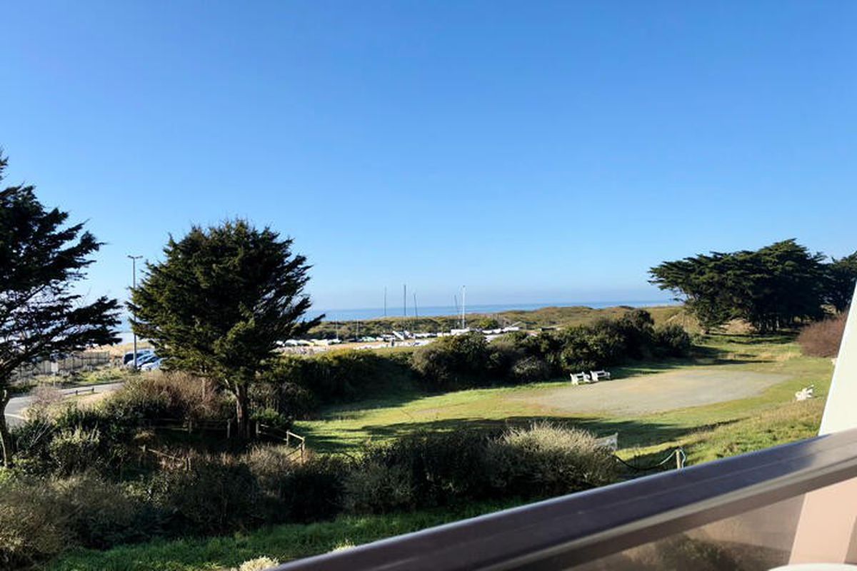 1 Pièce 4 Personnes