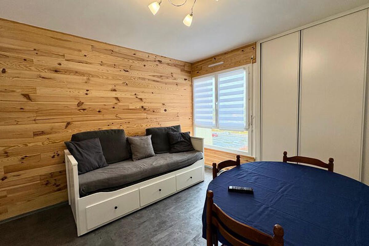 2 Pièces 6 Personnes