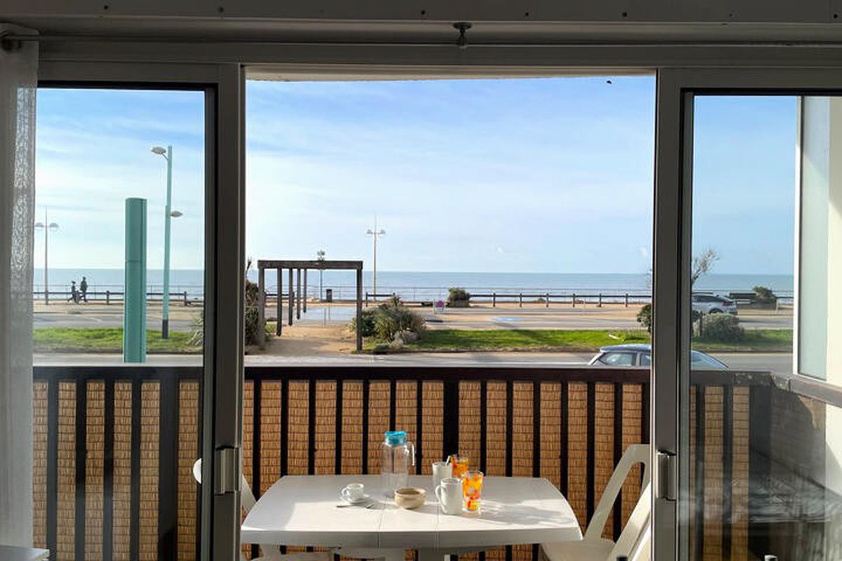 1 Pièce 4 Personnes