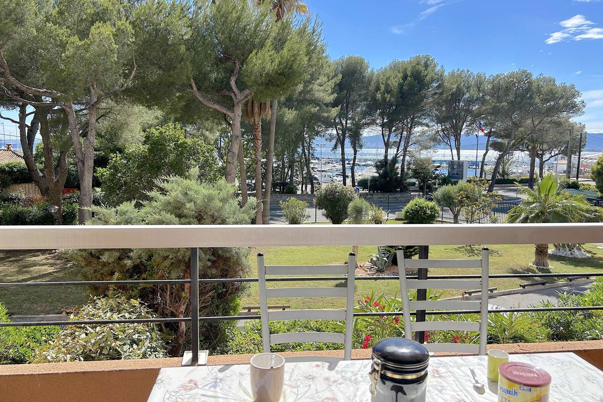 Appt Studio cabine 4 couchages ST RAPHAEL - Cap raphael