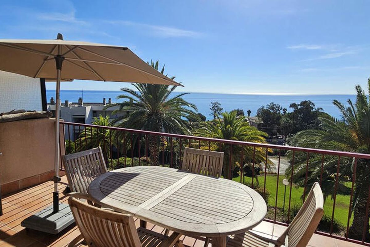 1 Pièce 4 Personnes