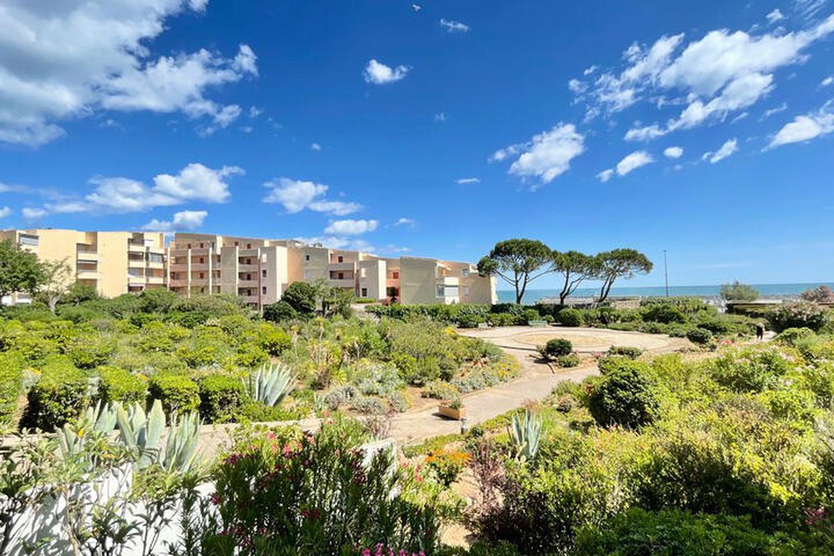 1 Pièce 4 Personnes