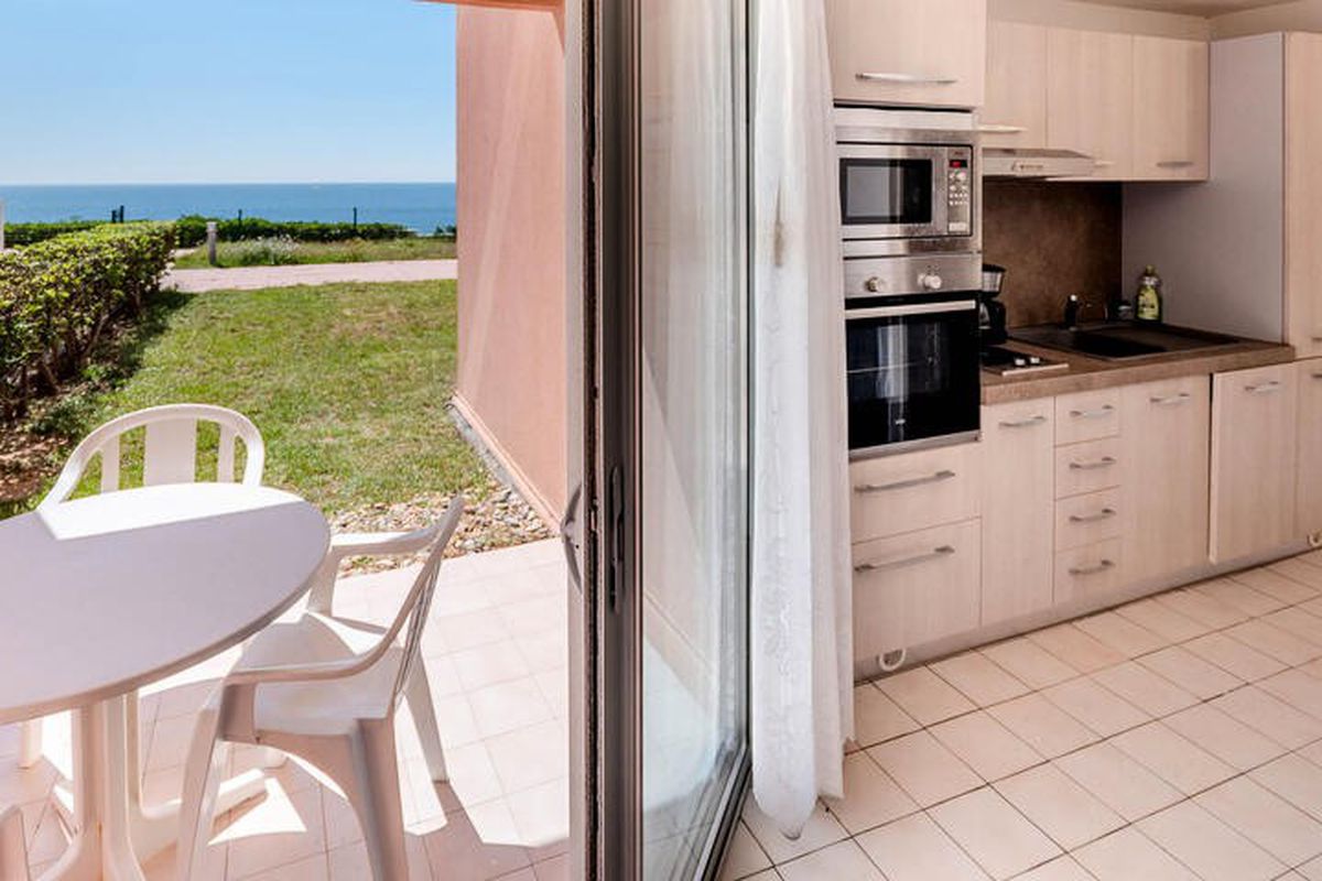 1 Pièce 4 Personnes