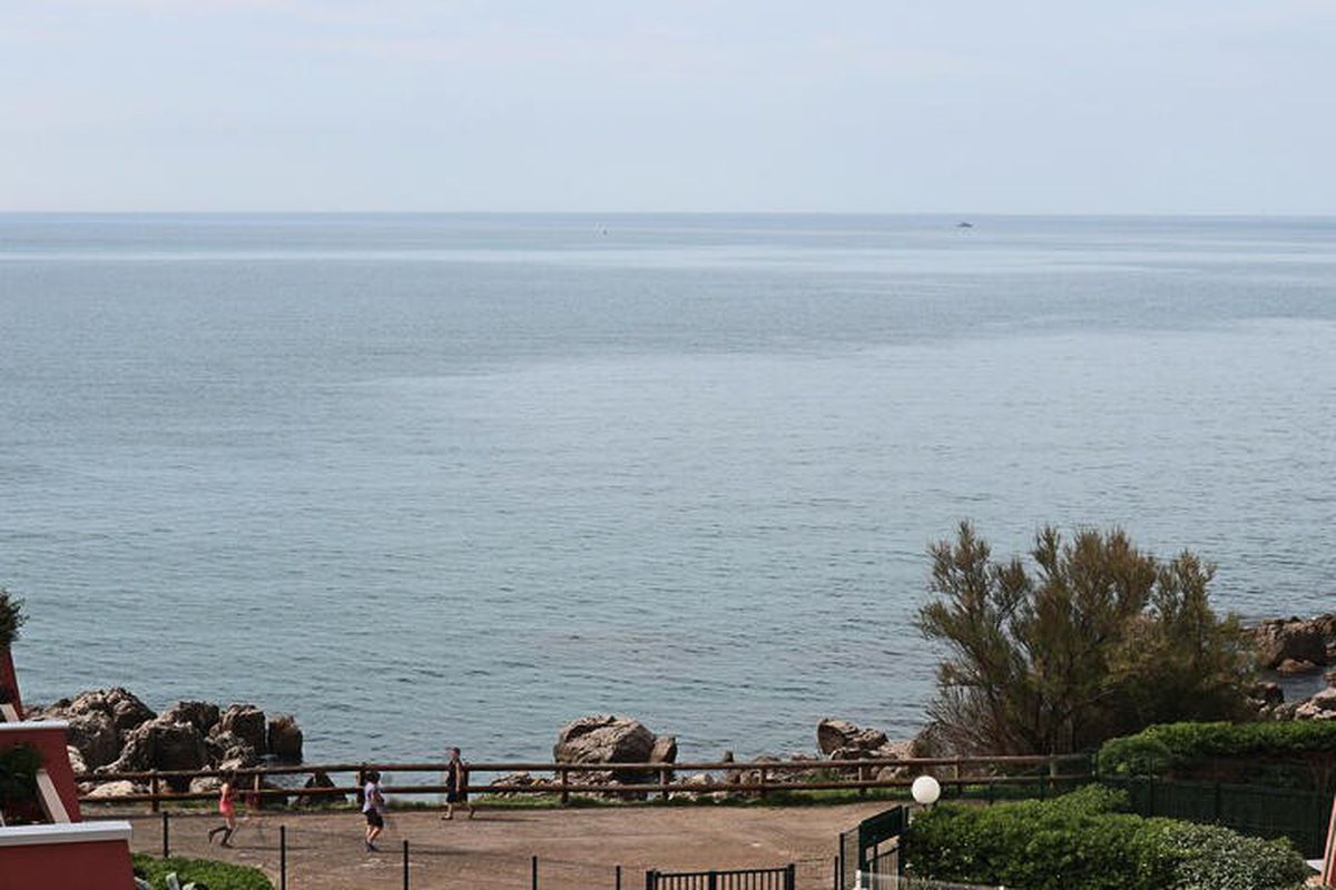 2 Pièces 6 Personnes