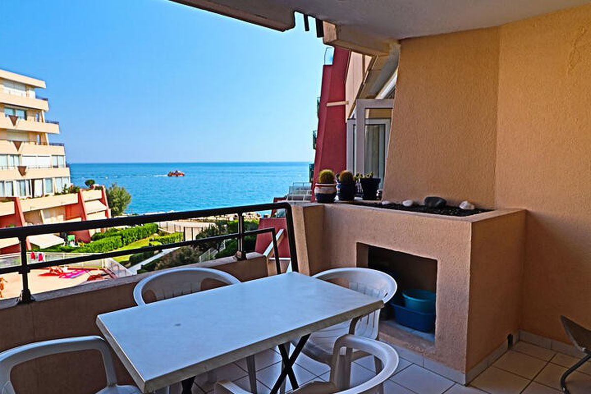 2 Pièces 6 Personnes