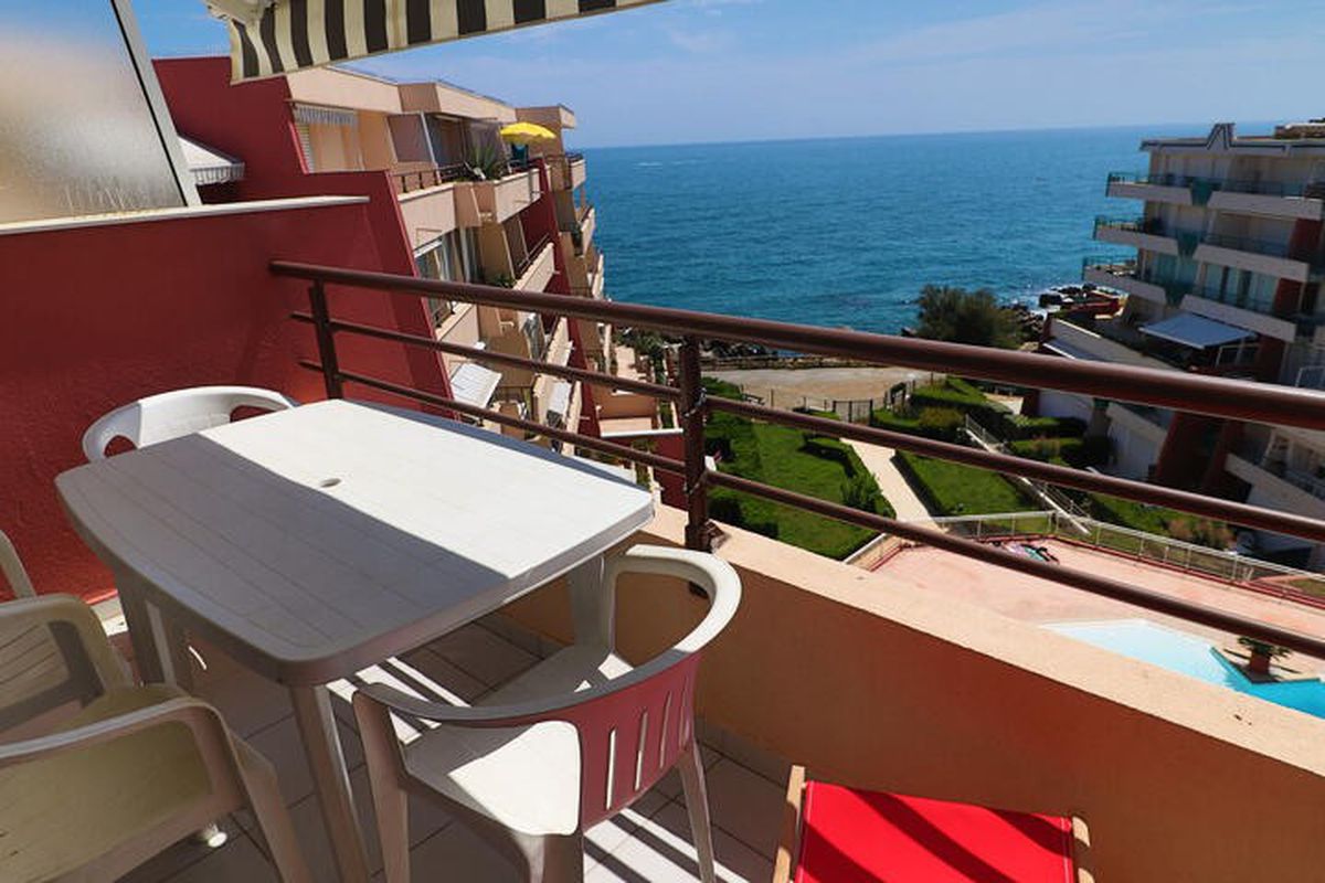 2 Pièces 4 Personnes