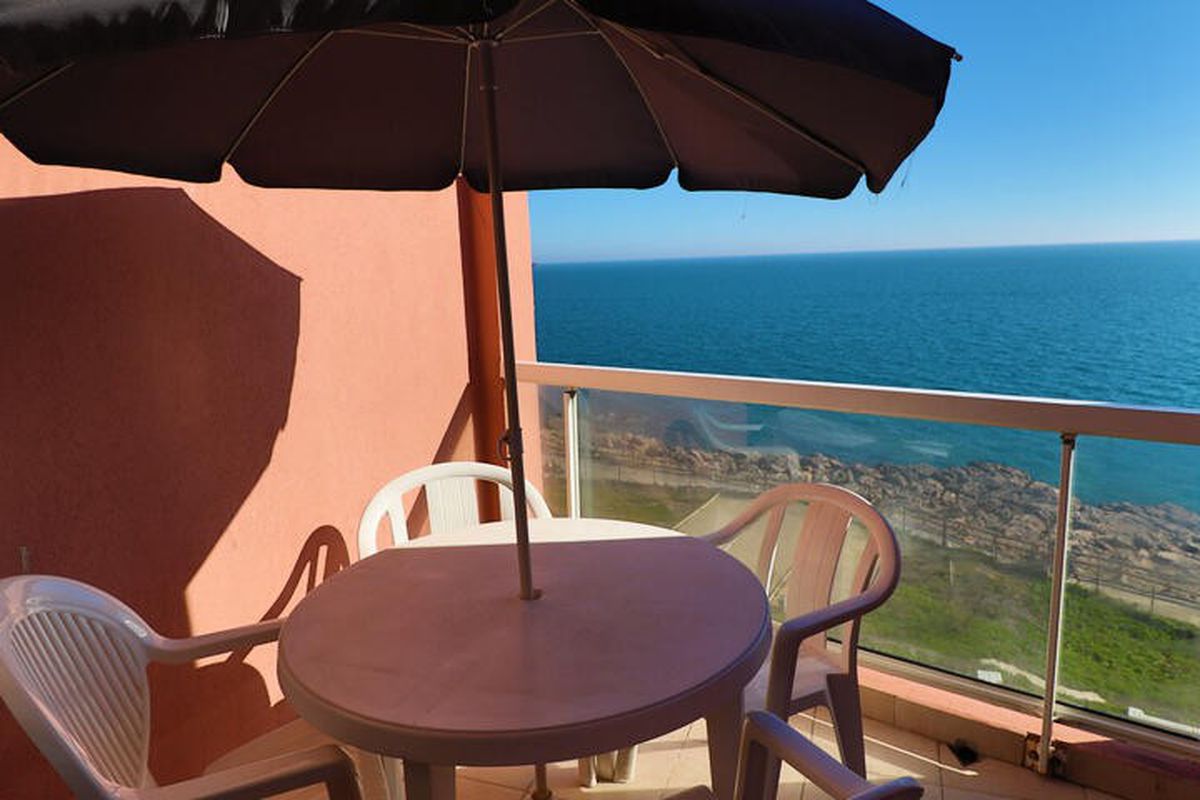 1 Pièce 4 Personnes