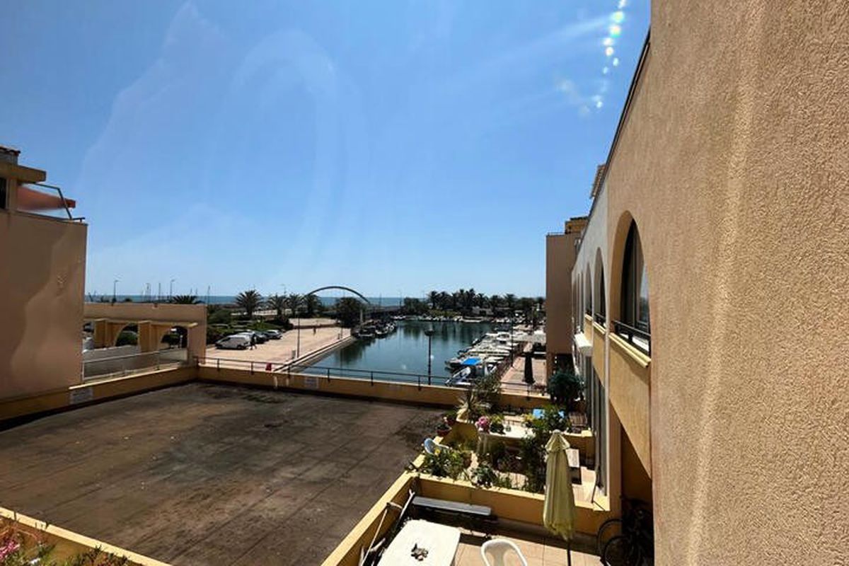 1 Pièce 4 Personnes