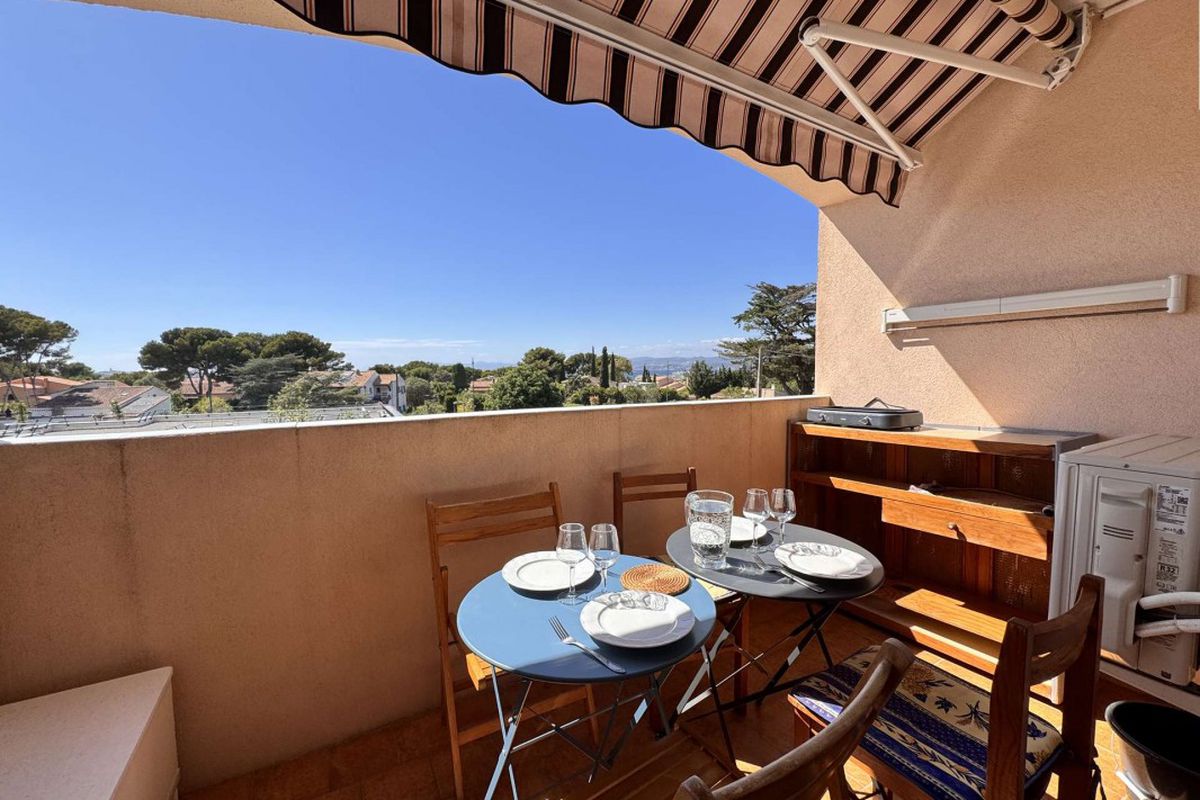 Appart Studio cabine 4 couchages SIX FOURS LES PLAGES - L'armorial