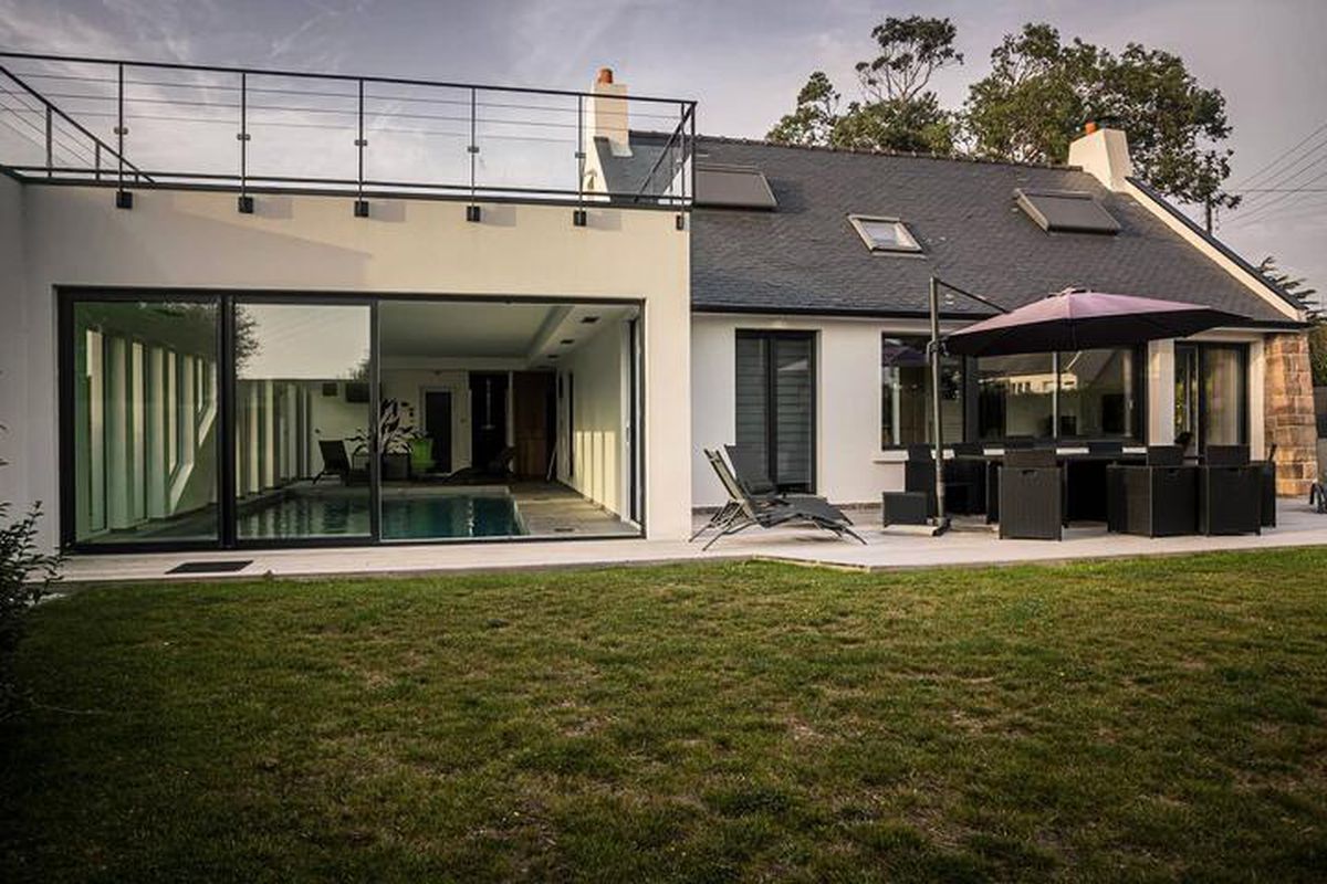 Villa Bihit · Cote De Granit Rose Villa with indoo