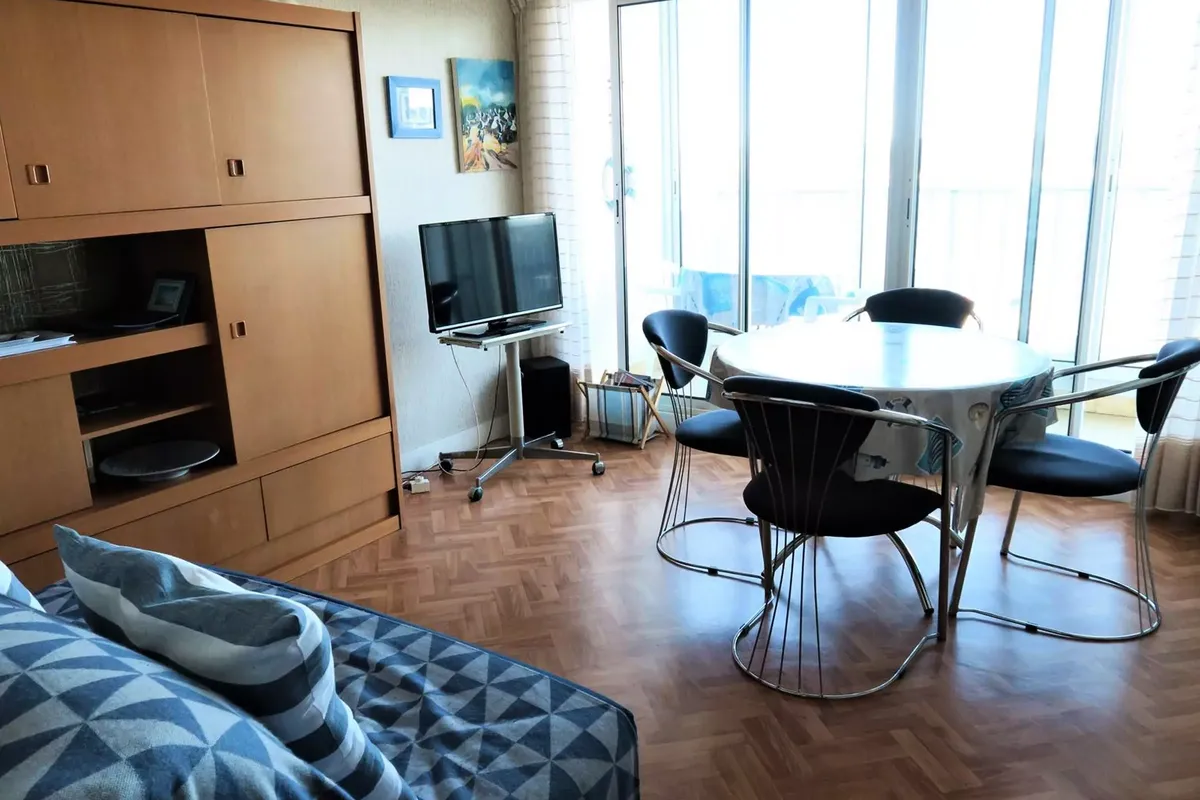 2 Pièces 4 Personnes