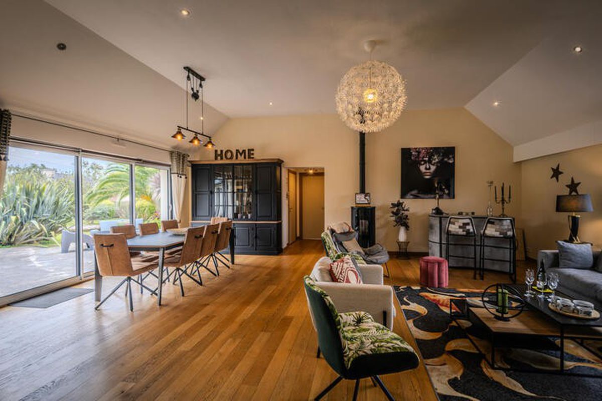 LA VILLA LES TEMPS MODERNES