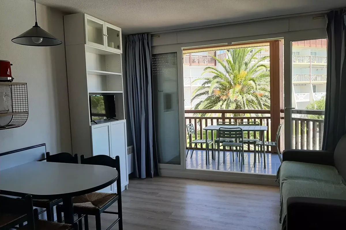 2 Pièces 5 Personnes