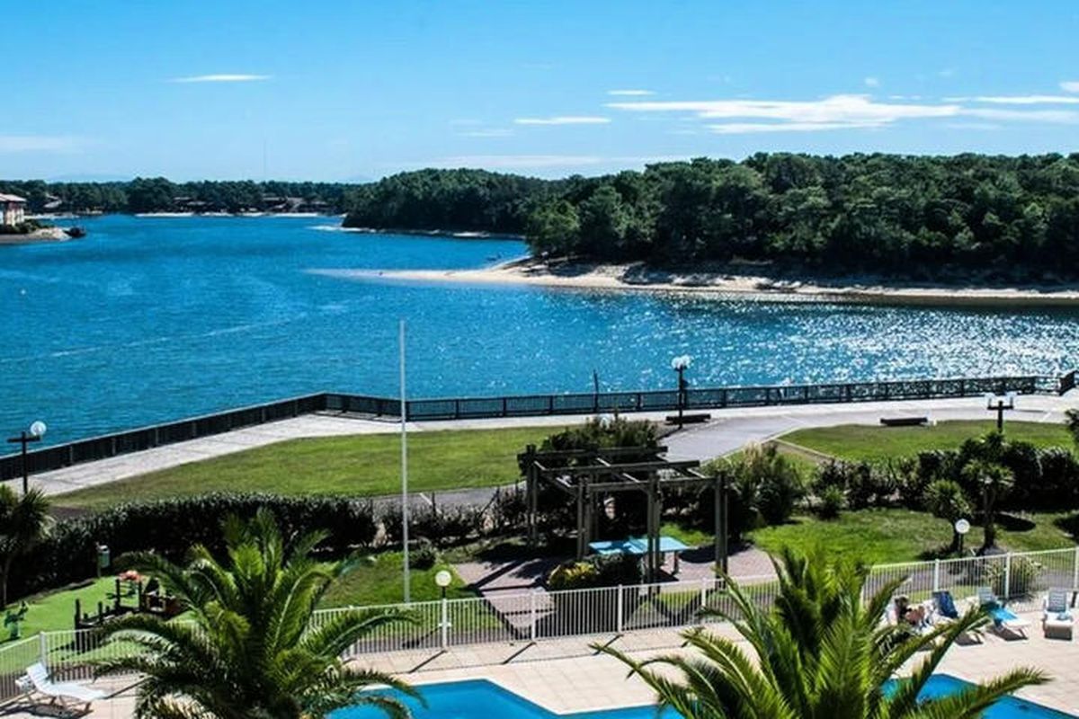 2 Pièces 4 Personnes