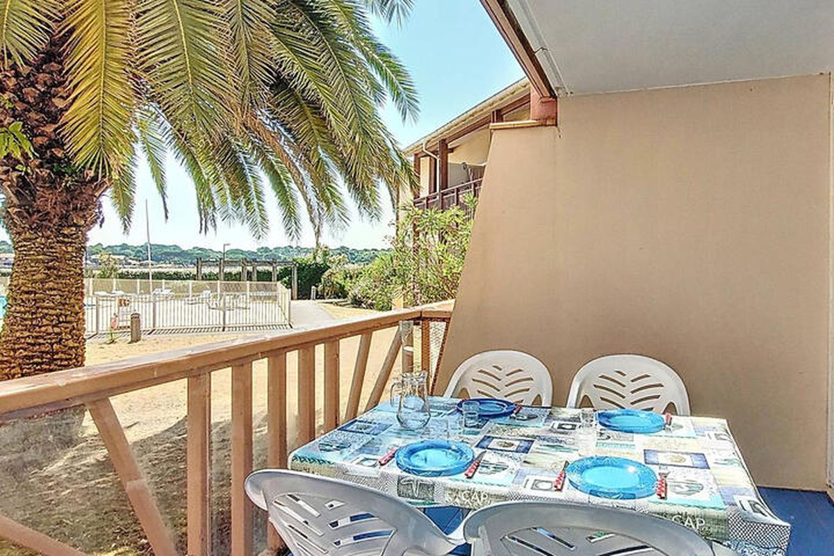 3 Pièces 6 Personnes