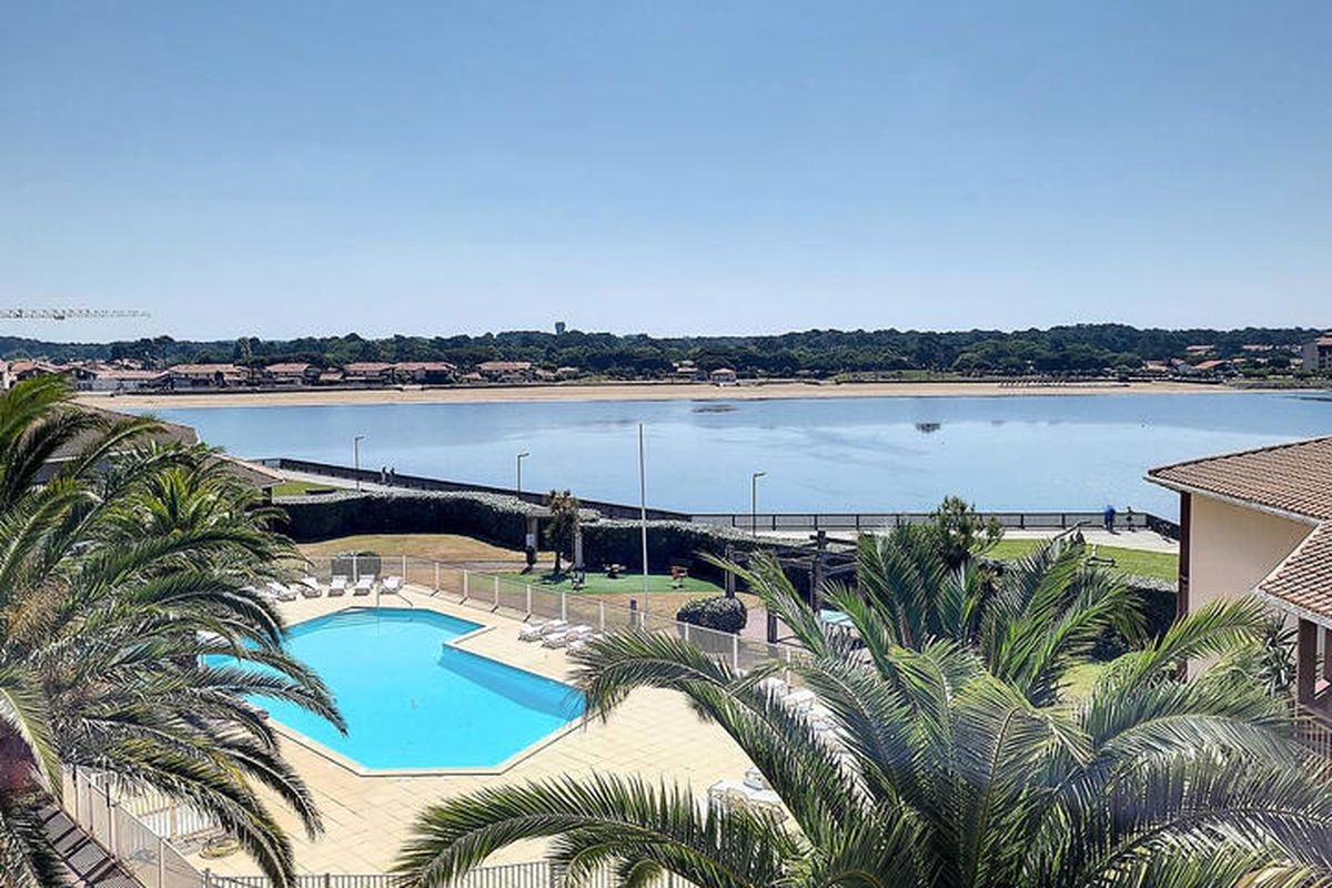 3 Pièces 6 Personnes