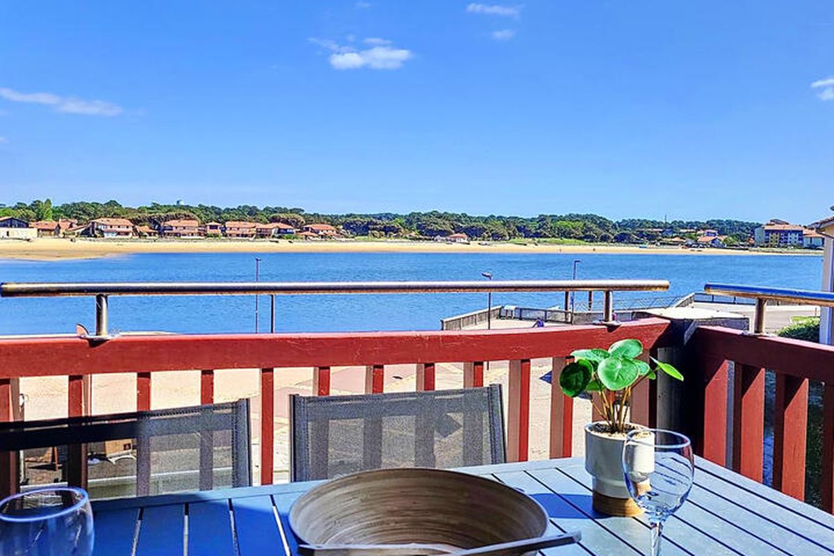 3 Pièces 6 Personnes