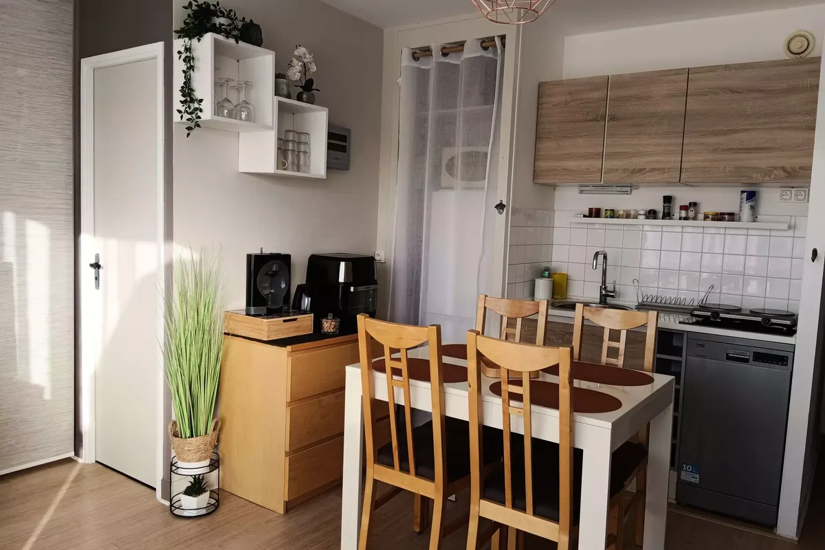 1 Pièce 4 Personnes