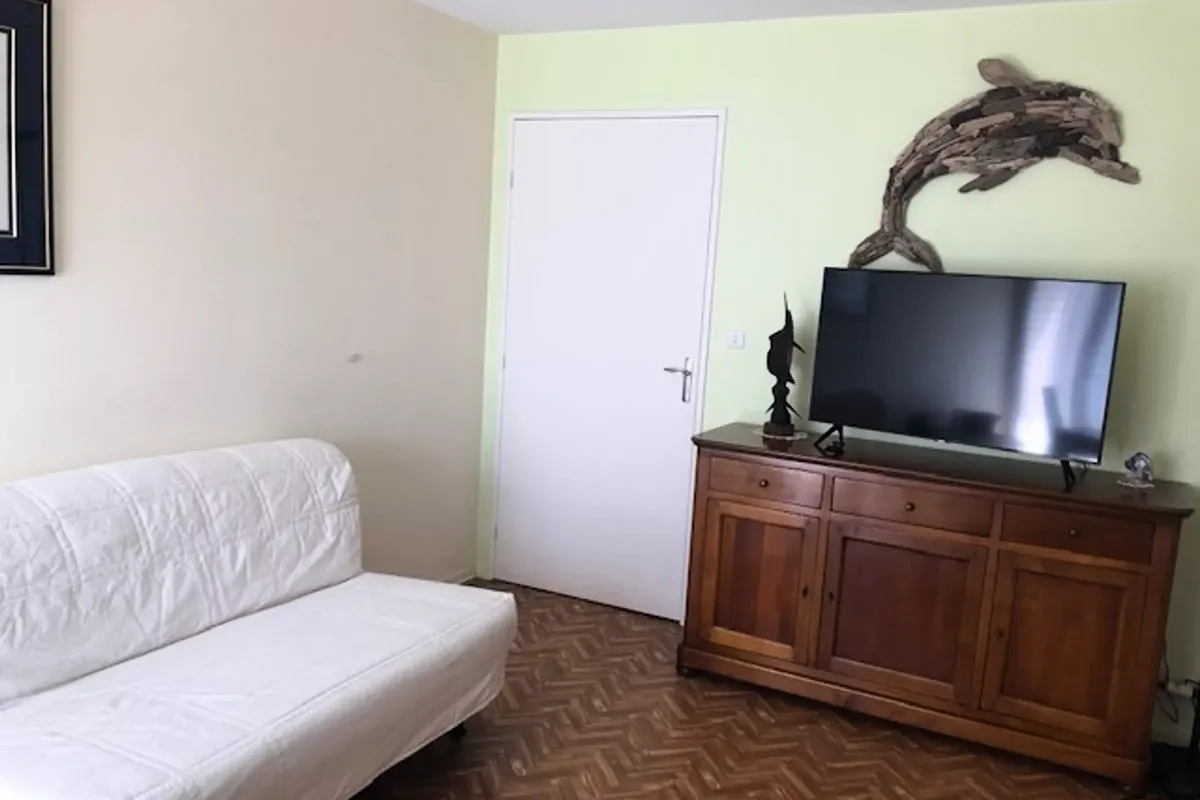 3 Pièces 6 Personnes