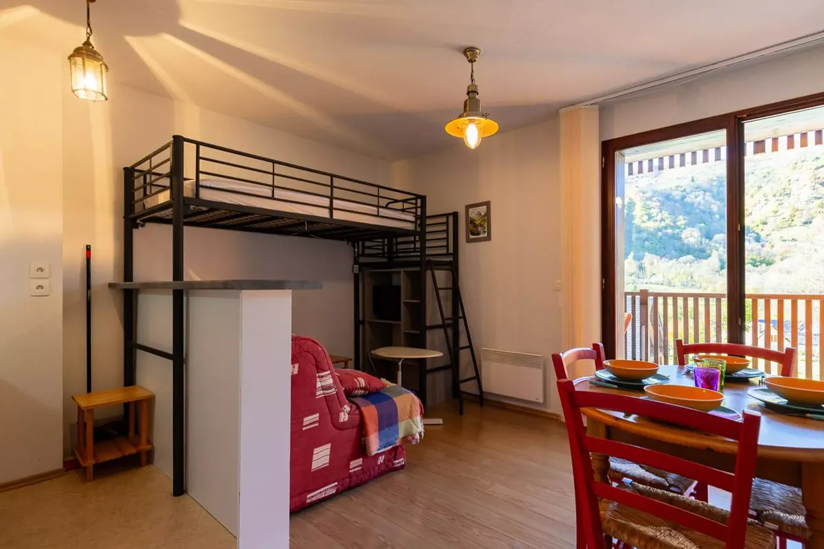 2 Pièces 5 Personnes