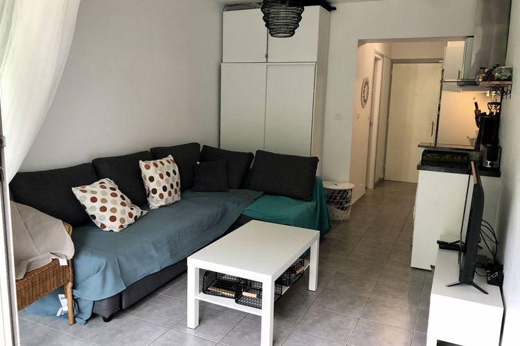 ?? Studio Rénové  Centre-Ville La Grande Motte  2 Pers  À 2 min de la Plage - Saint clair 2