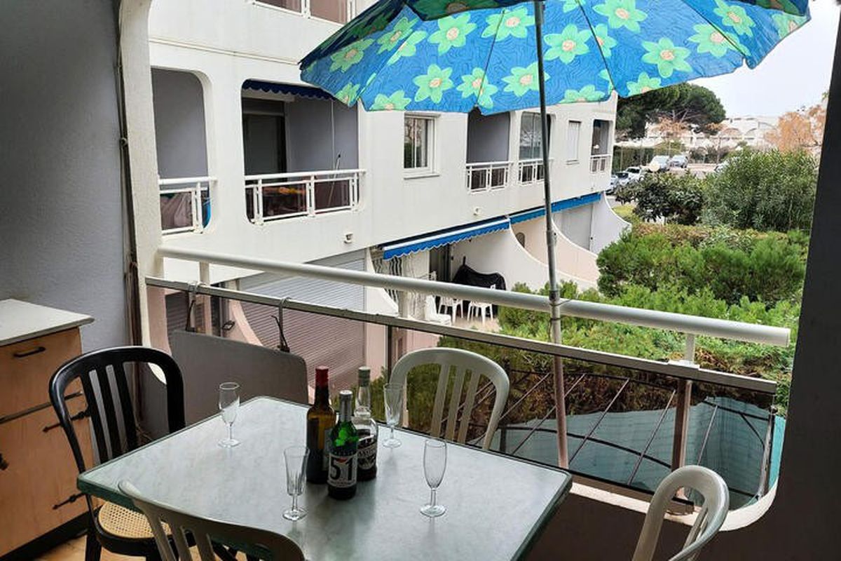 1 Pièce 4 Personnes