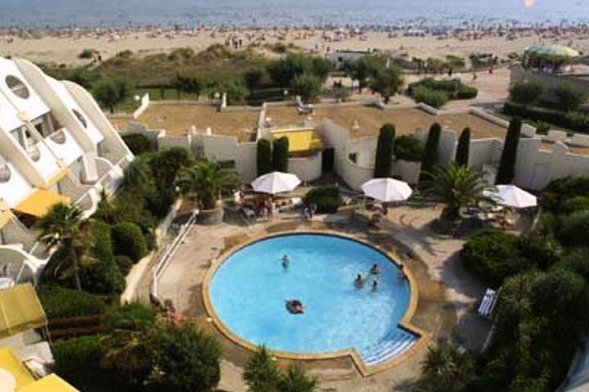 3 Pièces 6 Personnes