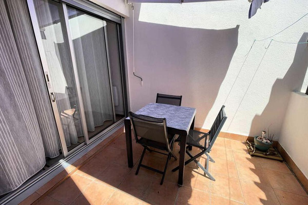 2 Pièces 6 Personnes