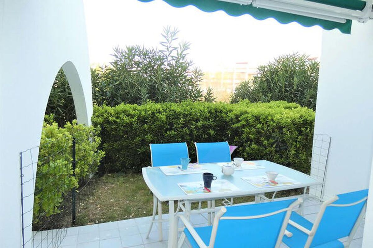 1 Pièce 4 Personnes