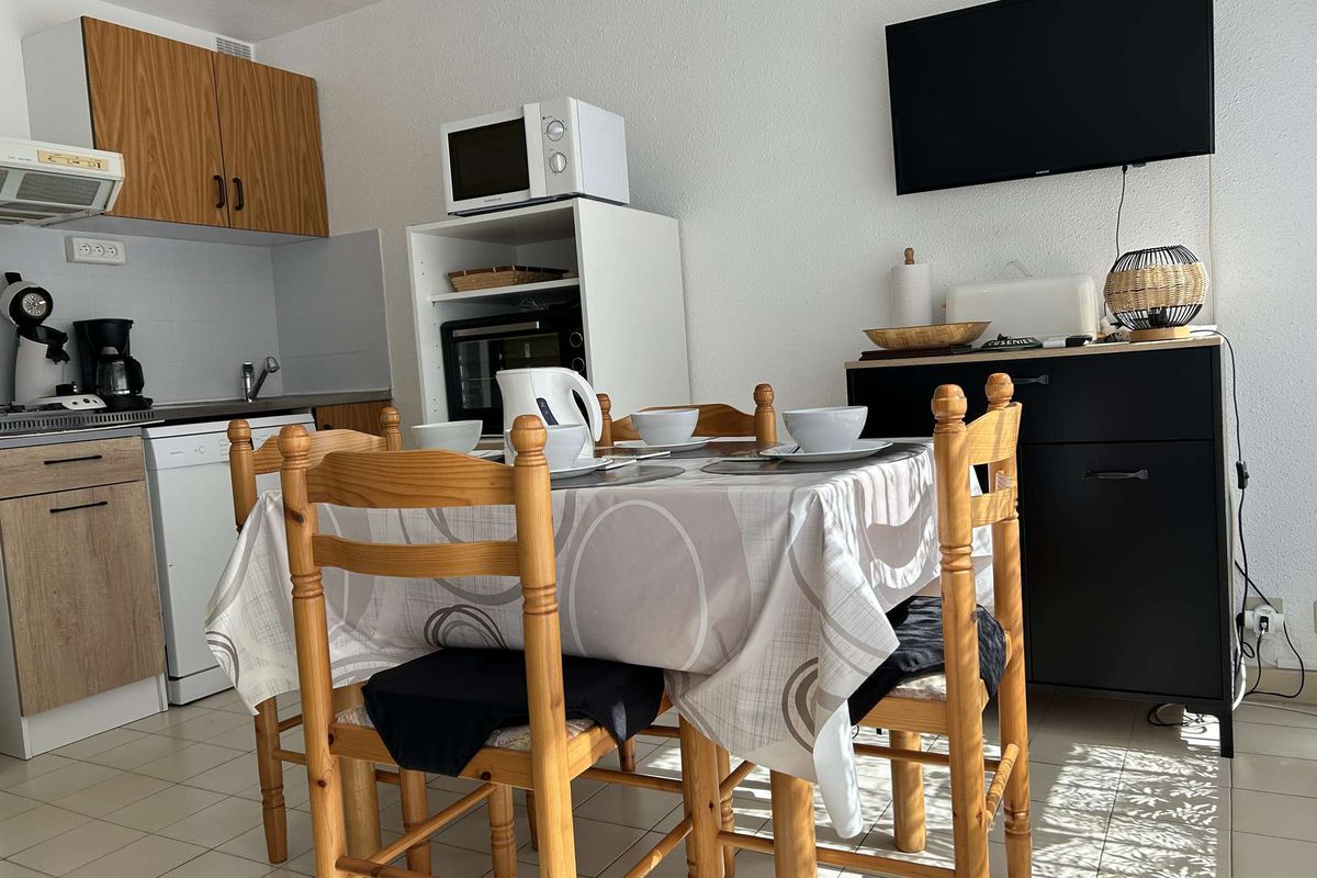 Appt 2 pièces cabine climatisé  4 couchages LE GRAU DU ROI - Les salines