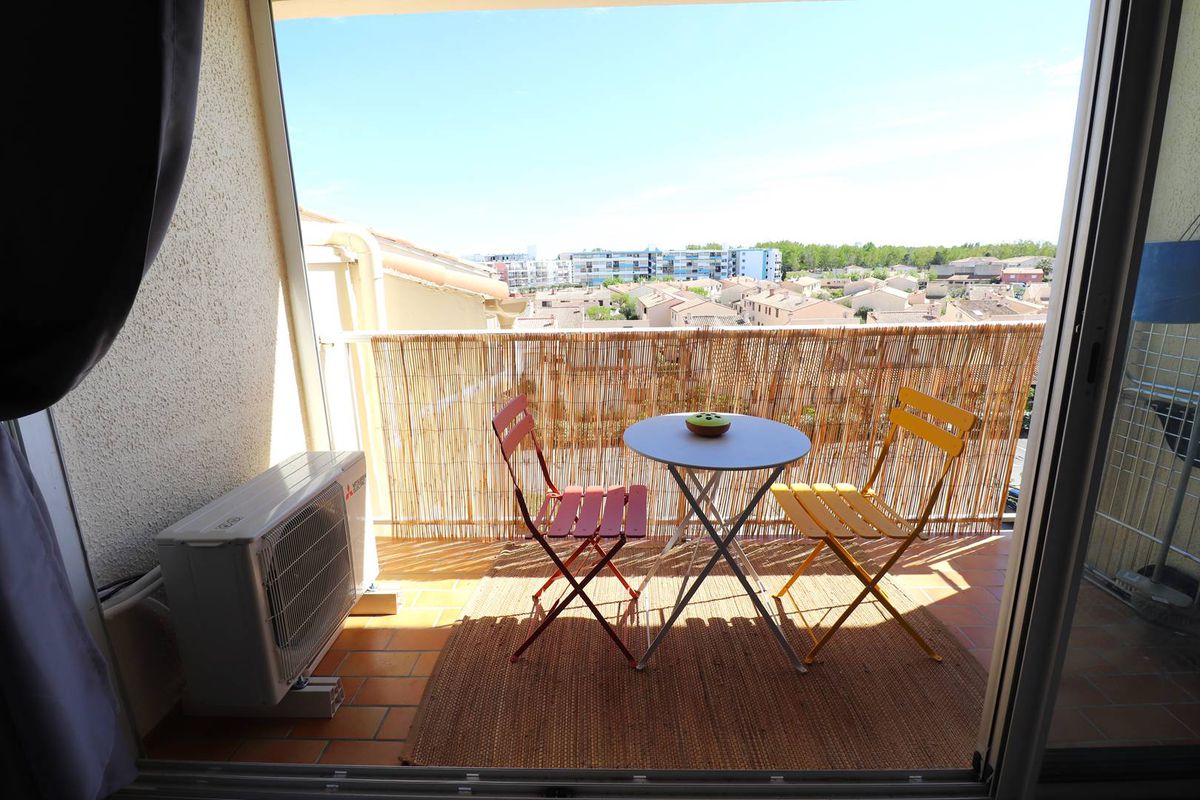 Superbe 2 pièces mezzanine parking terrasse clim - Saladelles 2