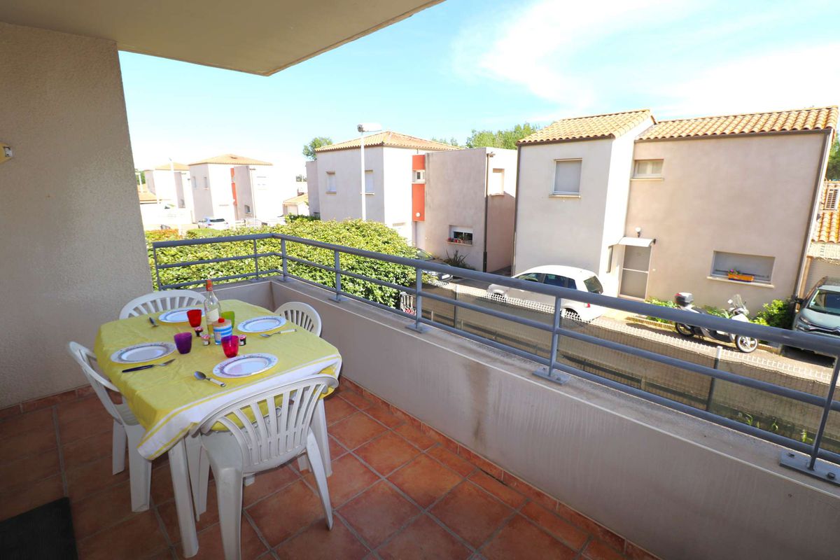 3 pièces parking privé lave-linge terrasse clim - Les mouettes