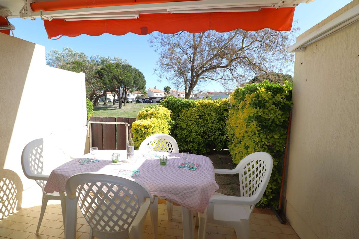 2 pièces cabine rez de jardin parking - Los amigos 2