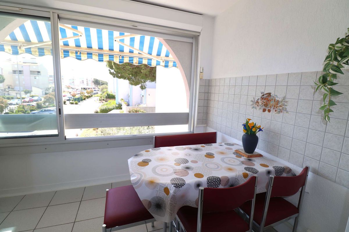 Studio cabine proche mer rive gauche parking clim - Floralies 2