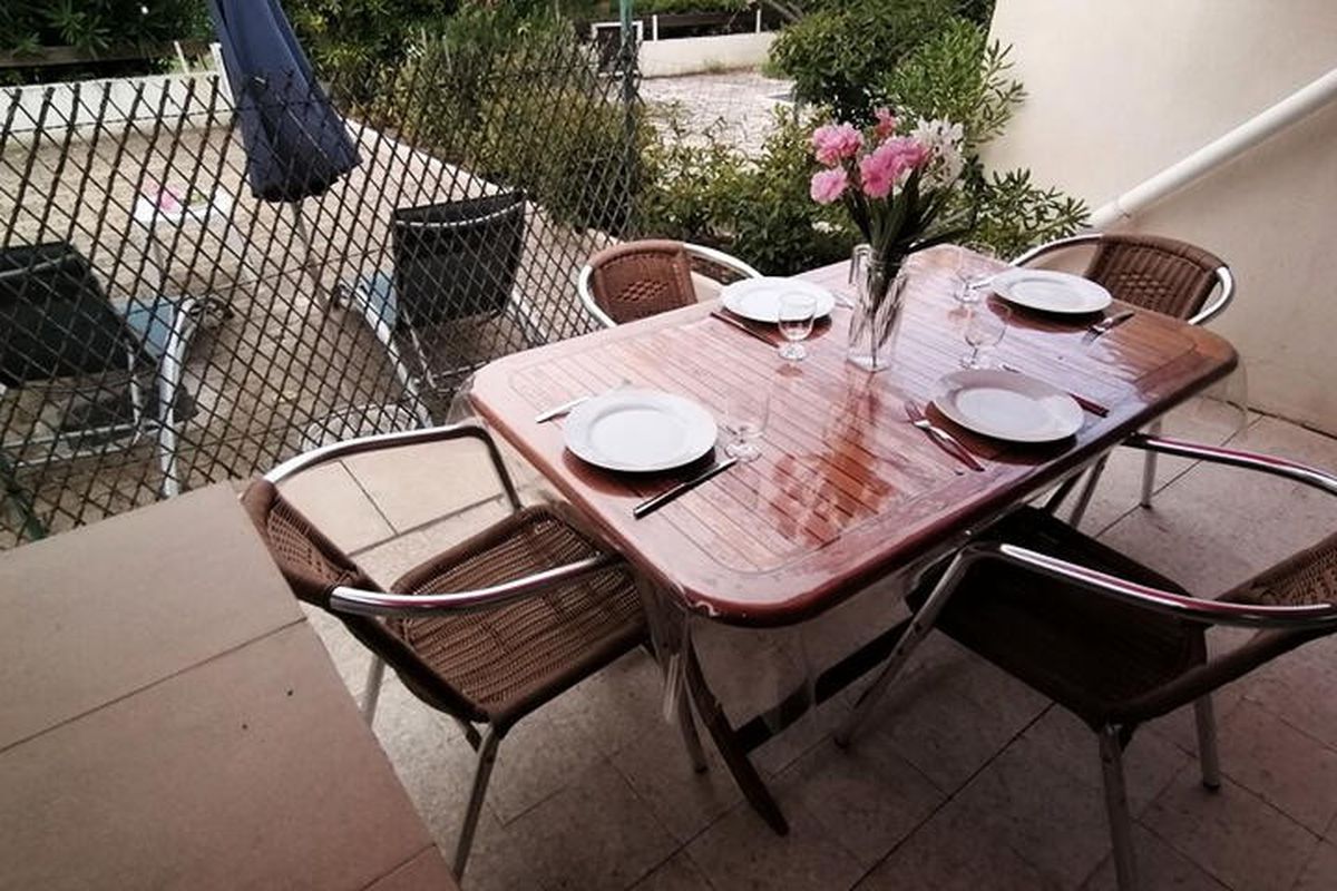 1 Pièce 4 Personnes