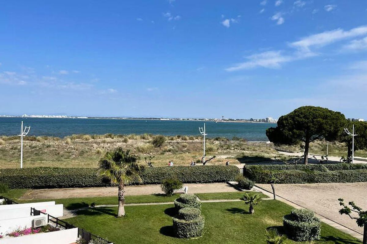 2 Pièces 6 Personnes