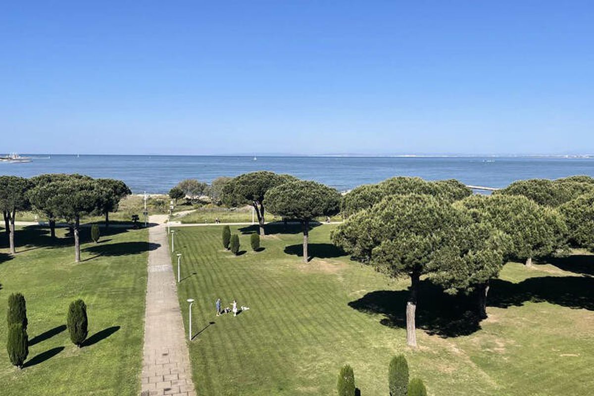 3 Pièces 6 Personnes