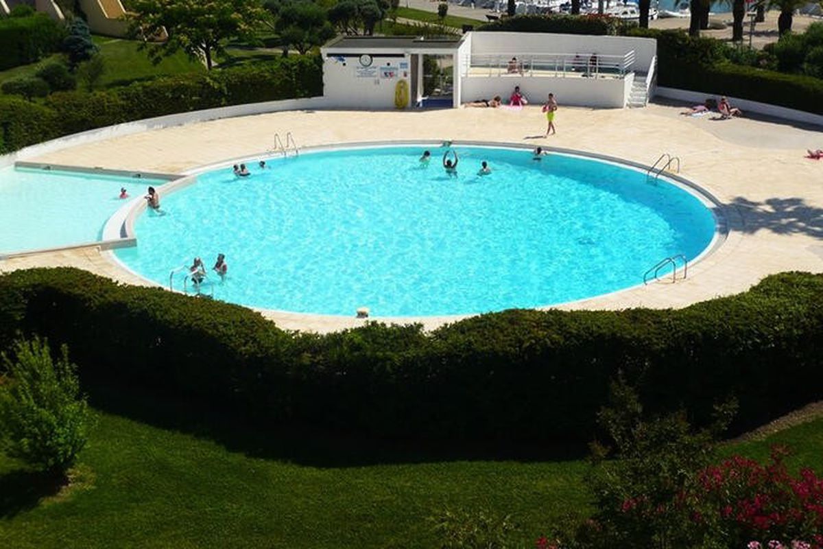 30 Pièces 6 Personnes