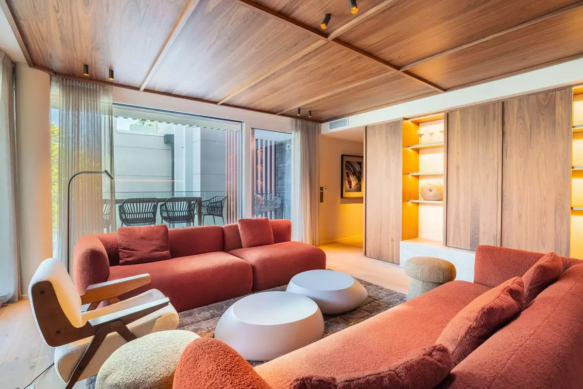 4 Pièces 8 Personnes