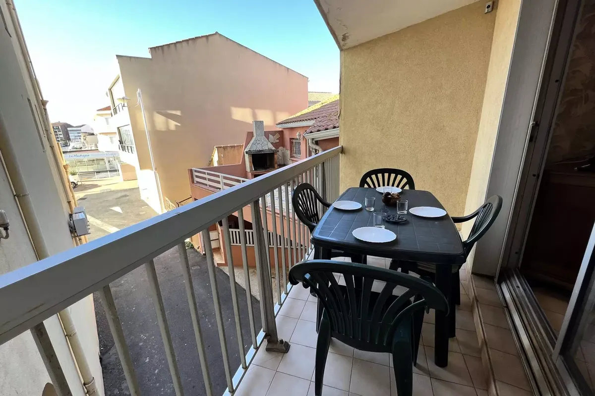 2 Pièces 6 Personnes