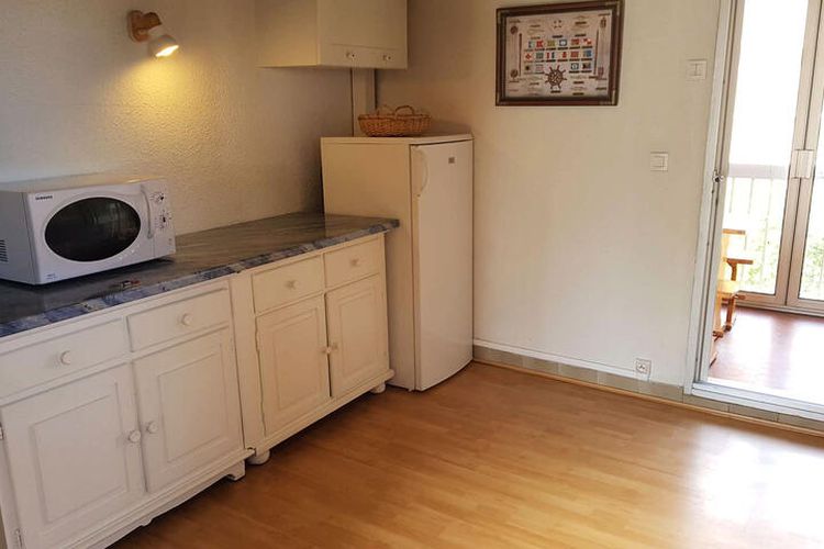 1 Pièce 4 Personnes