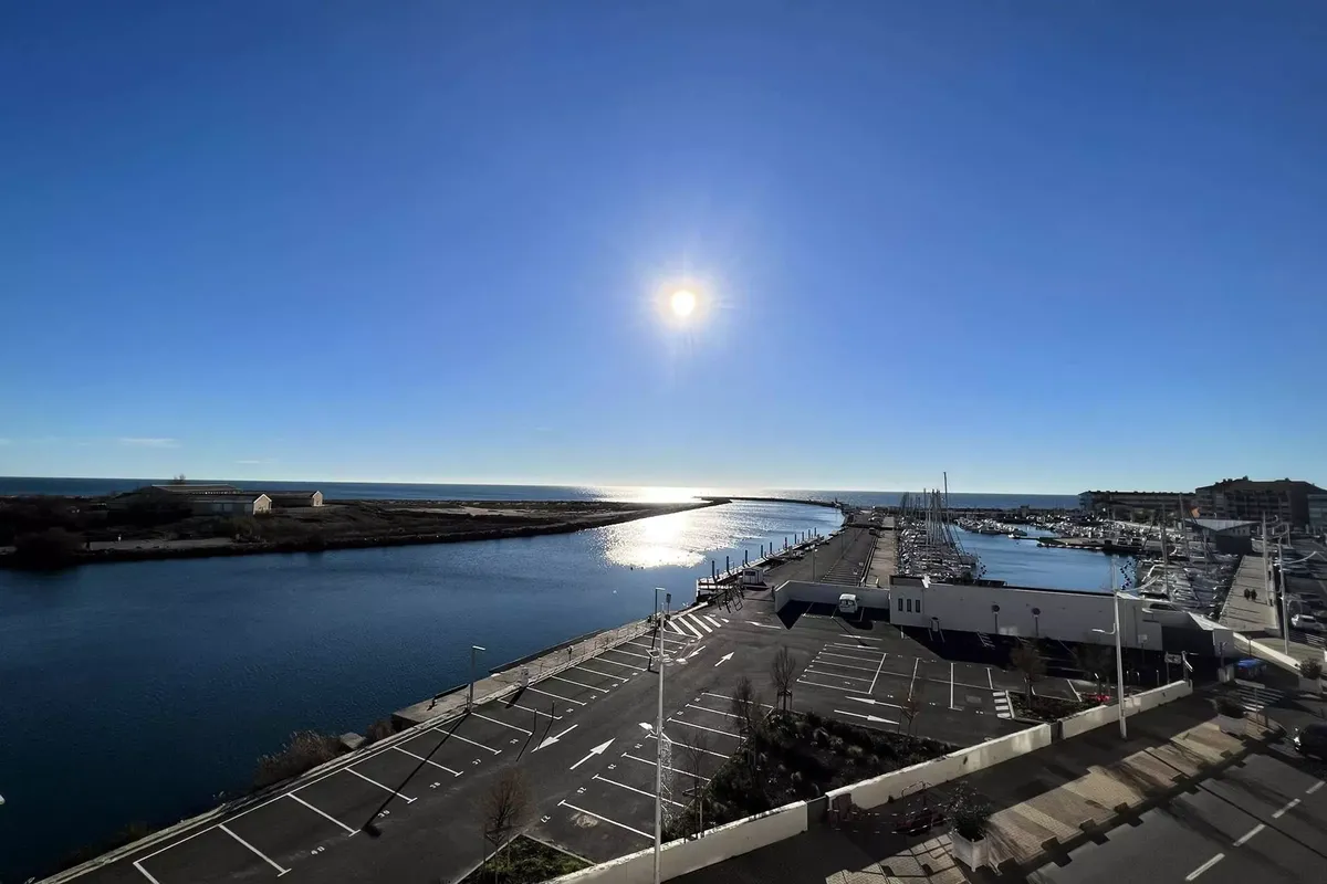 3 Pièces 6 Personnes