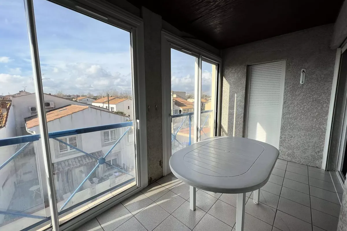 3 Pièces 6 Personnes