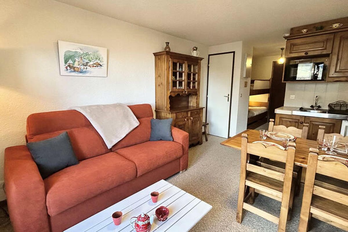 1 Pièce 4 Personnes