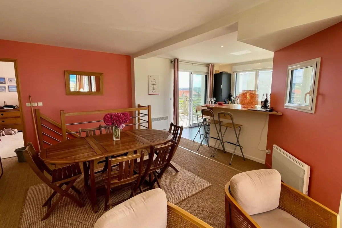 4 Pièces 8 Personnes